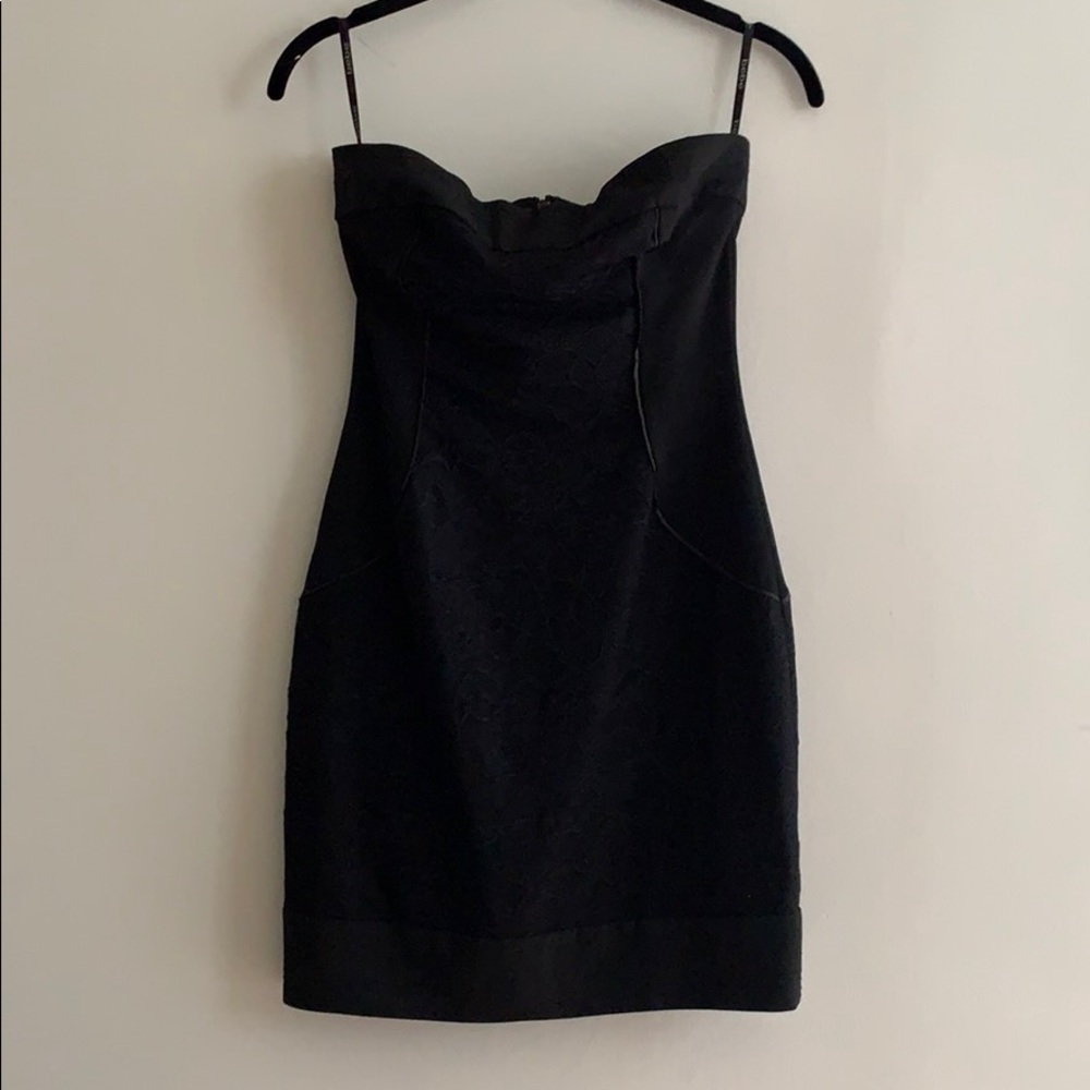 Strapless dress